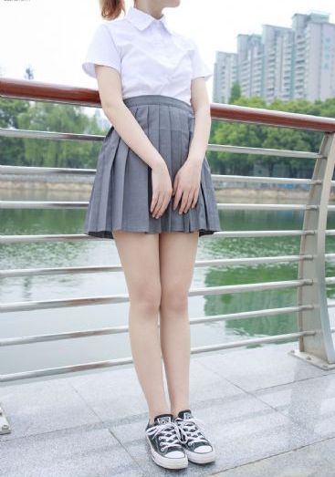 年轻的老师3在线观看